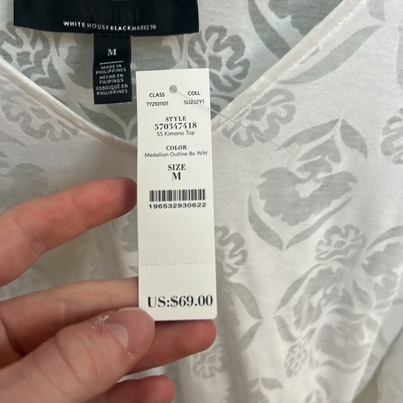 White House Black Market Cream 3/4 Sleeve Boxy Blouse - Picture 3 of 4